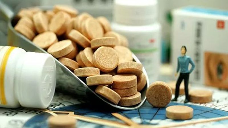 老人吃鱼油好还是吃藻油好？揭秘鱼油与藻油的差异与选择